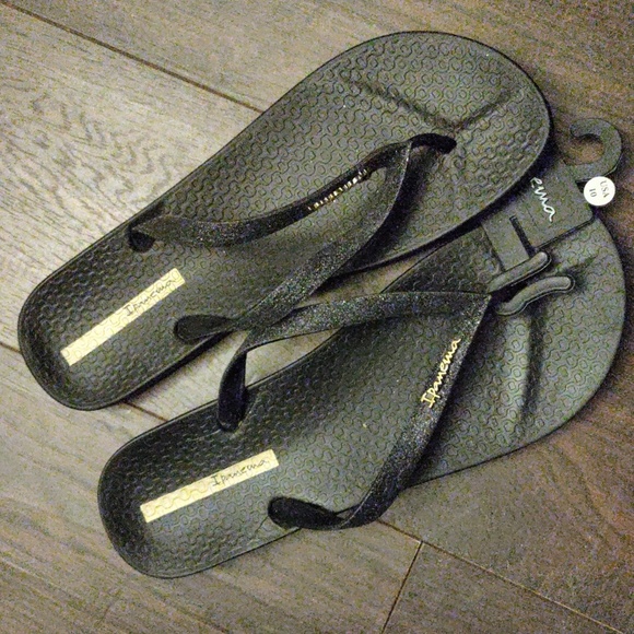 Tongs Ipanema Starck Noir Et Blanc - Taille 40, Neuves Avec Emballage, Semelle En Caoutchouc